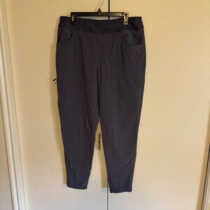 REI size 16 pants